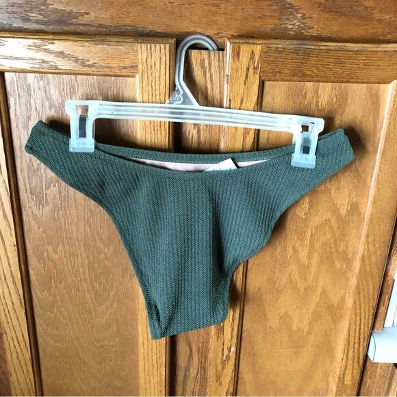 NWT J Crew Textured Curved Waist Cheeky Bikini Bottom Safari Green Size M - Picture 6 of 8